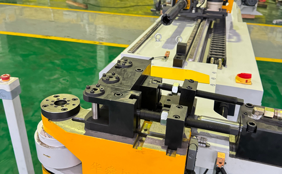 軽量シャーシ設計に CNC チューブベンディングマシンが重要な理由