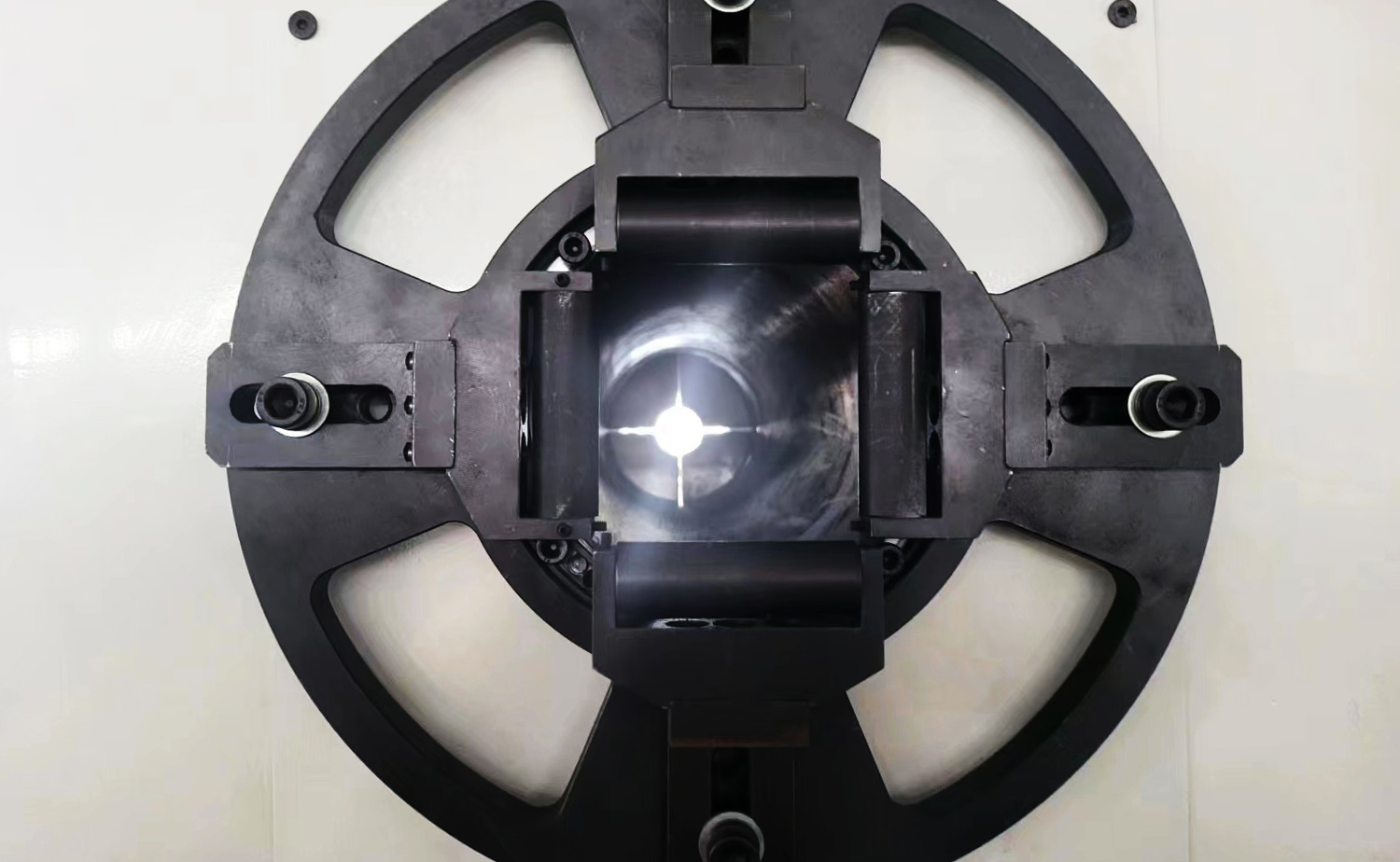 MCJG120 3D レーザーチューブ切断機 MCJG120 3D レーザーチューブ切断機