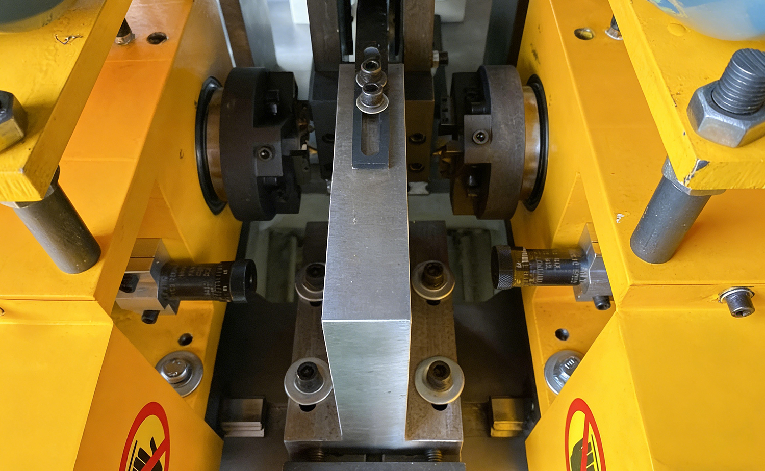 DEF50PVS サーボチューブ短尺金属・PVCチューブ用面取り機